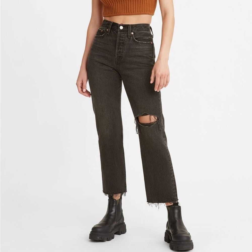 LEVIS Wedgie Straight Jeans Size 25 After Sunset Faded Black 90s Grunge NWT